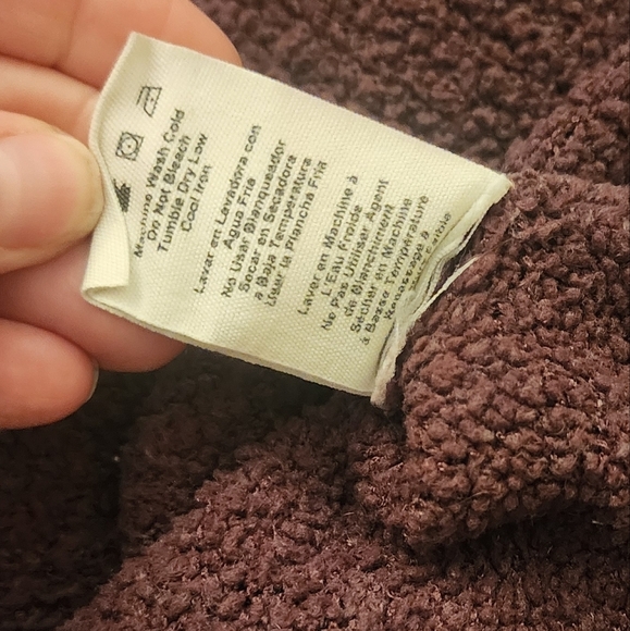 Ugg Women's XS/S Judith Hooded Sweater Cardigan Plum Purple Color , Great Cond - Picture 7 of 10